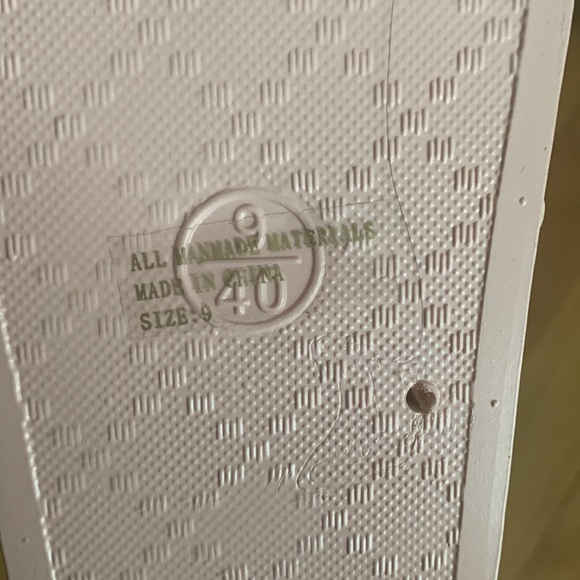 Trillium Marty pink tube slides size 9 - Picture 6 of 8